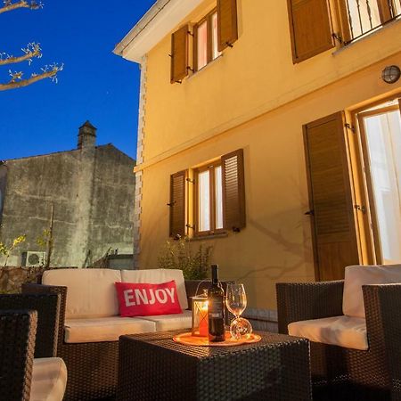 Apartman Madlen Cres Exterior foto