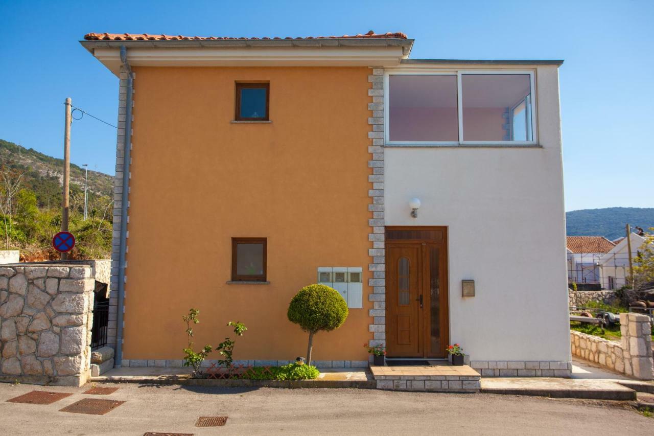 Apartman Madlen Cres Quarto foto